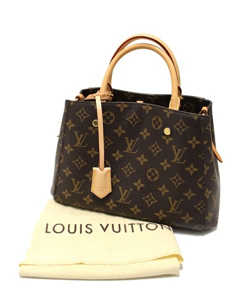 lv montaigne bb ร ว ว|Louis Vuitton Montaigne Bag: Honest Review of all Sizes and .